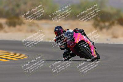 media/Sep-11-2022-SoCal Trackdays (Sun) [[81b7e951af]]/Turn 5 (1110am)/